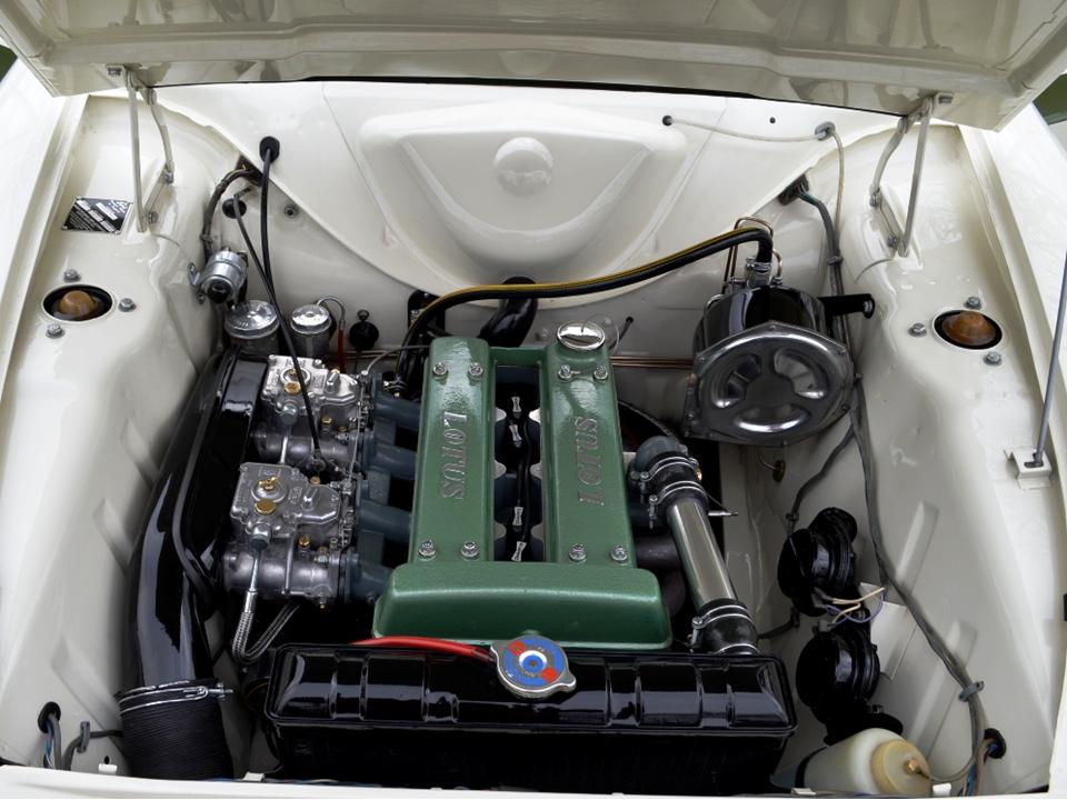 92 550VAR Jim Clark Lotus Cortina 21